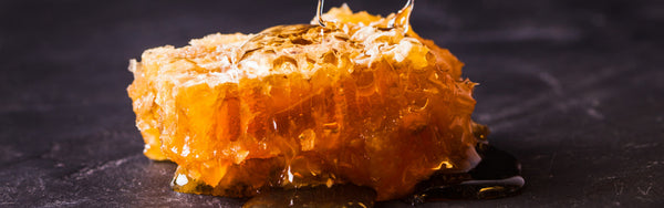 What is Raw Honey and How is it Different from Regular Honey